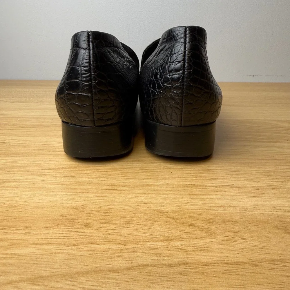 Munro Bit Loafer Harrison lll Women 9 Croc Embossed Leather Dark Academia Luxury